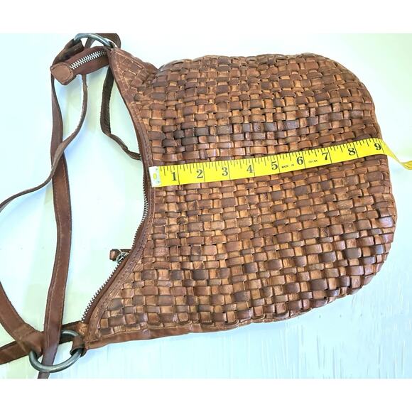 Vilenca Holland Genuine Woven Leather Shoulder Bag And Backpack Bag Chestnut - Picture 6 of 6